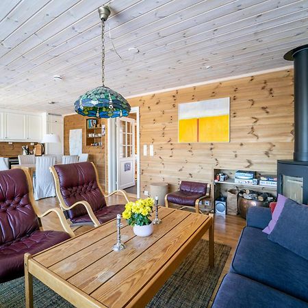 Three-Bedroom Holiday Cottage Tjorhom Eksteriør billede
